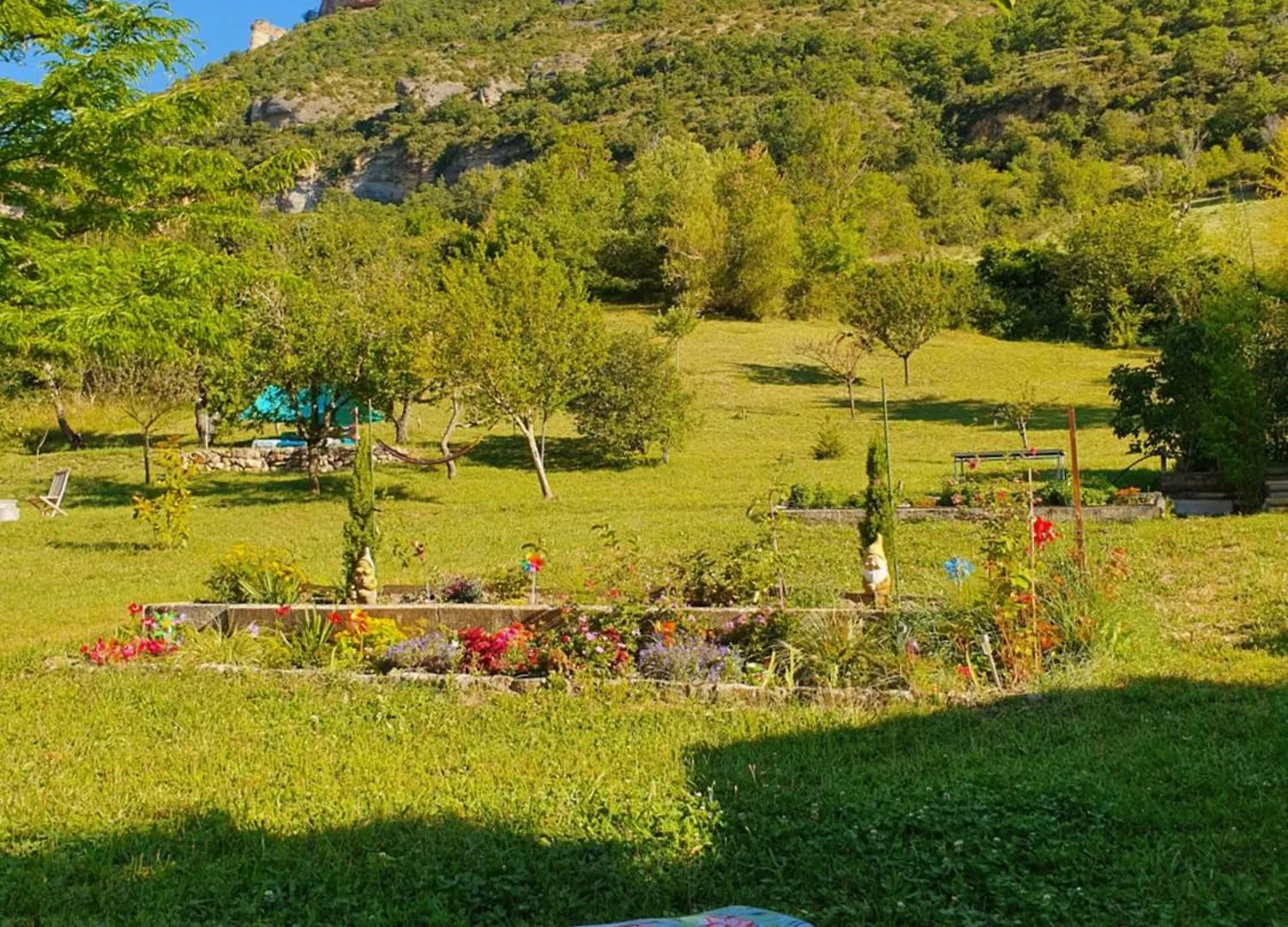 Au Rocher Troue Millau