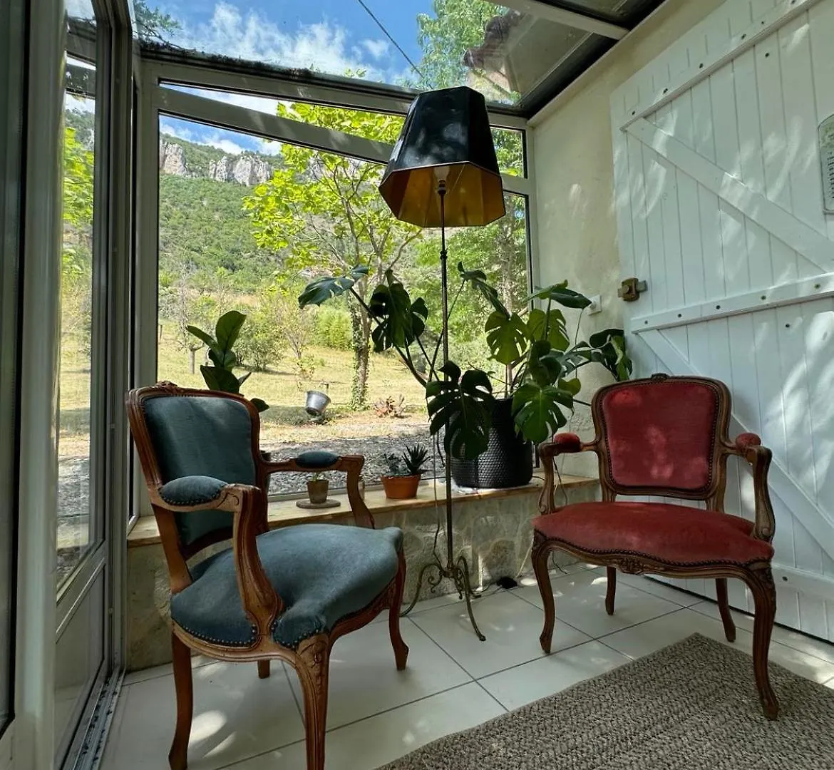 Au Rocher Troue Millau Holiday home