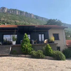 Dans La Pouncho D'agast Millau